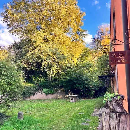 Casa Rossa Vendri Apartment
